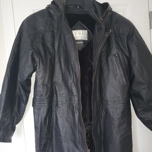 100% genuine leather coat..removable wool lining